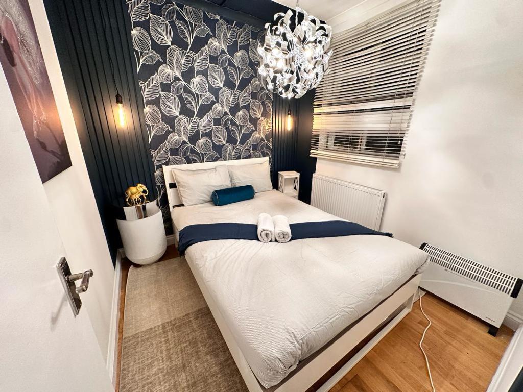 Paddington Station - 2-Bedrooms, 2-Baths And Living Room - Posh Apartment In Central Londra Exterior foto